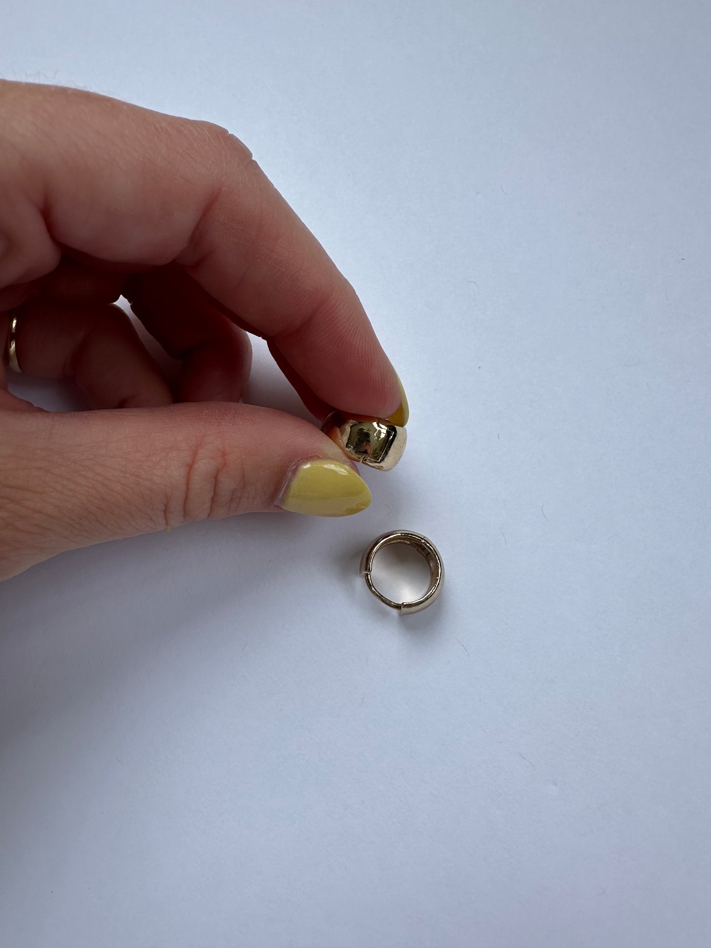 Chunky Huggie Hoops
