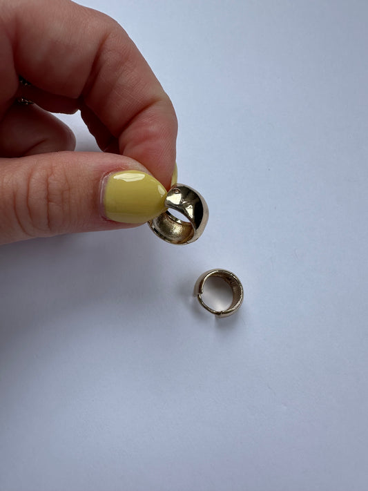 Chunky Huggie Hoops